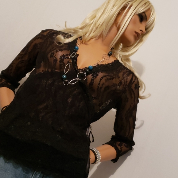 APOSTROPHE ALL LACE TOP SIZE LARGE - Picture 6 of 16